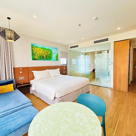 Nam Hotel & Residences Da Nang Bagian luar foto