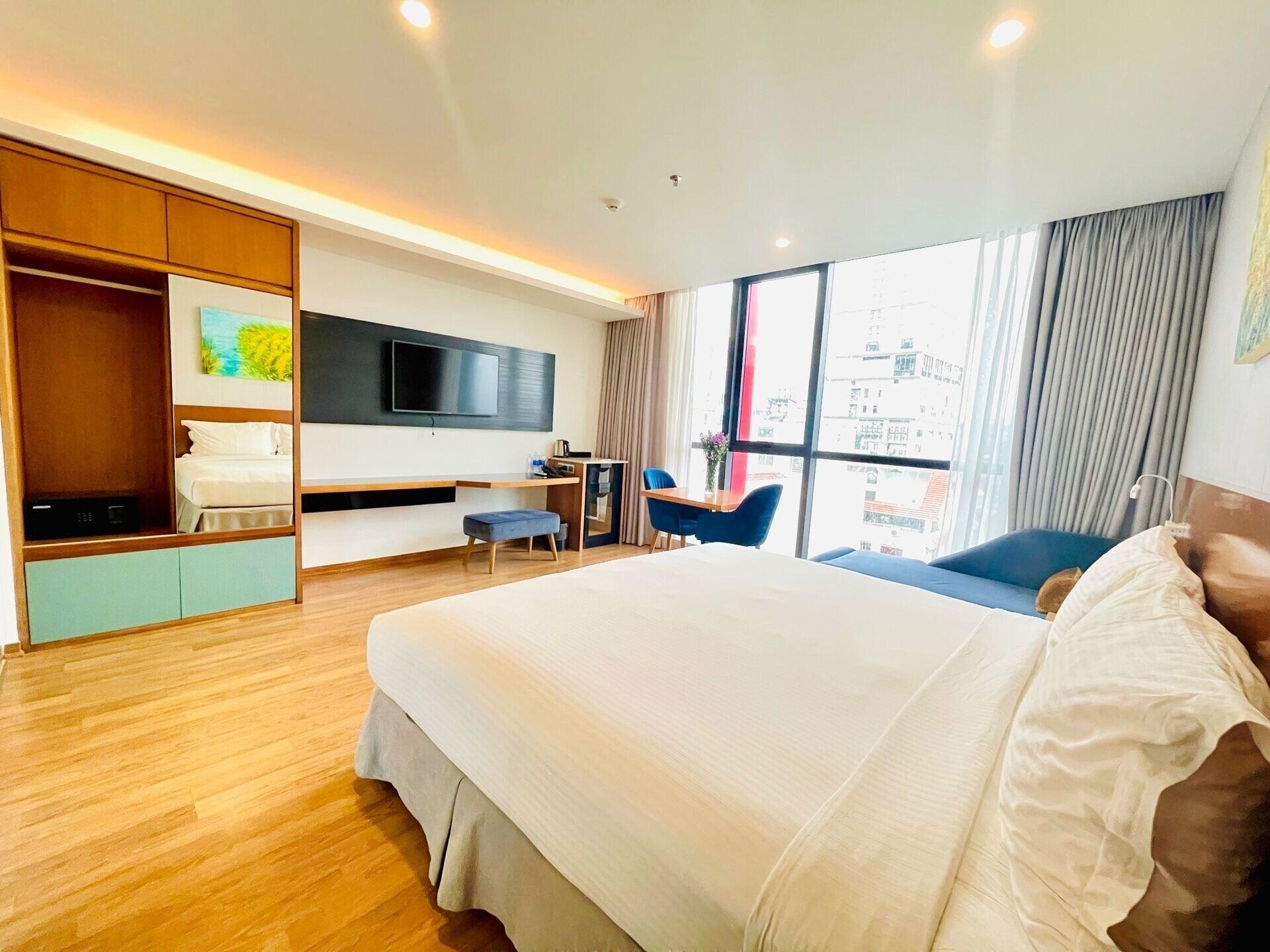Nam Hotel & Residences Da Nang Bagian luar foto