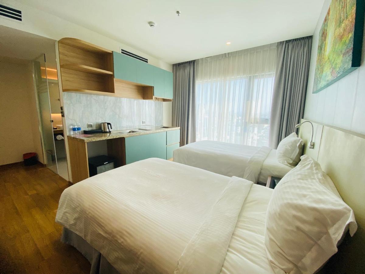 Nam Hotel & Residences Da Nang Bagian luar foto
