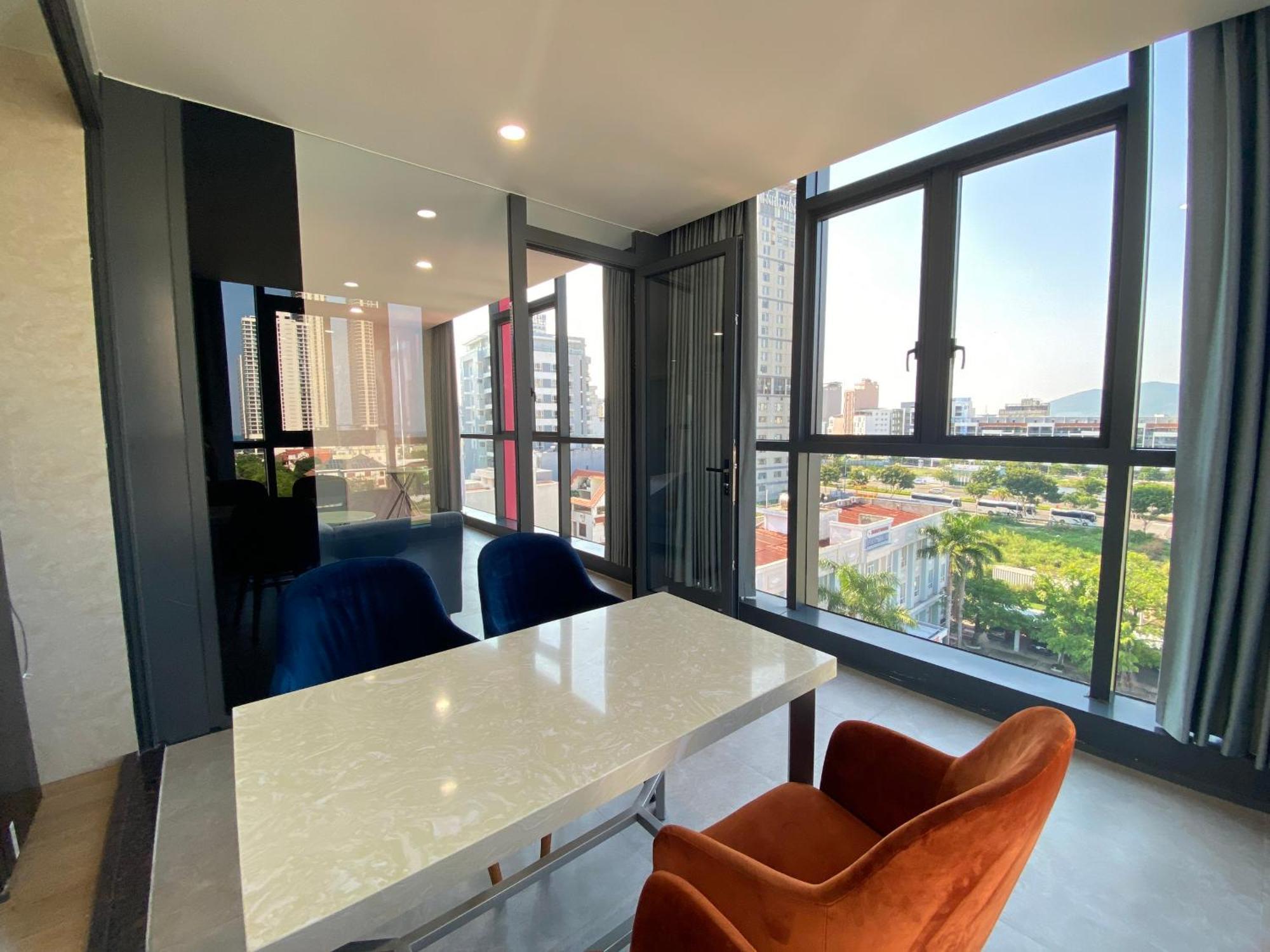 Nam Hotel & Residences Da Nang Bagian luar foto