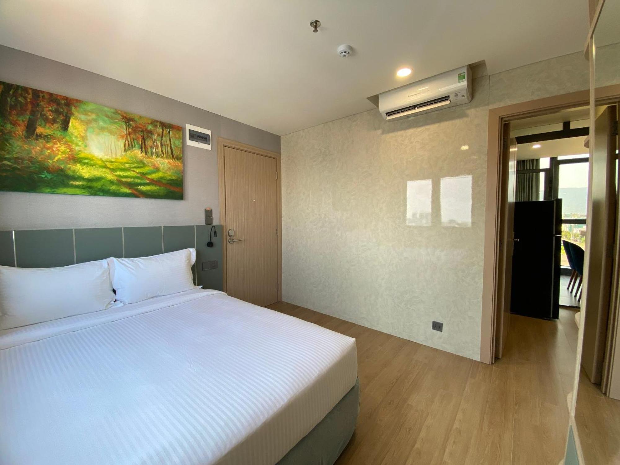 Nam Hotel & Residences Da Nang Bagian luar foto