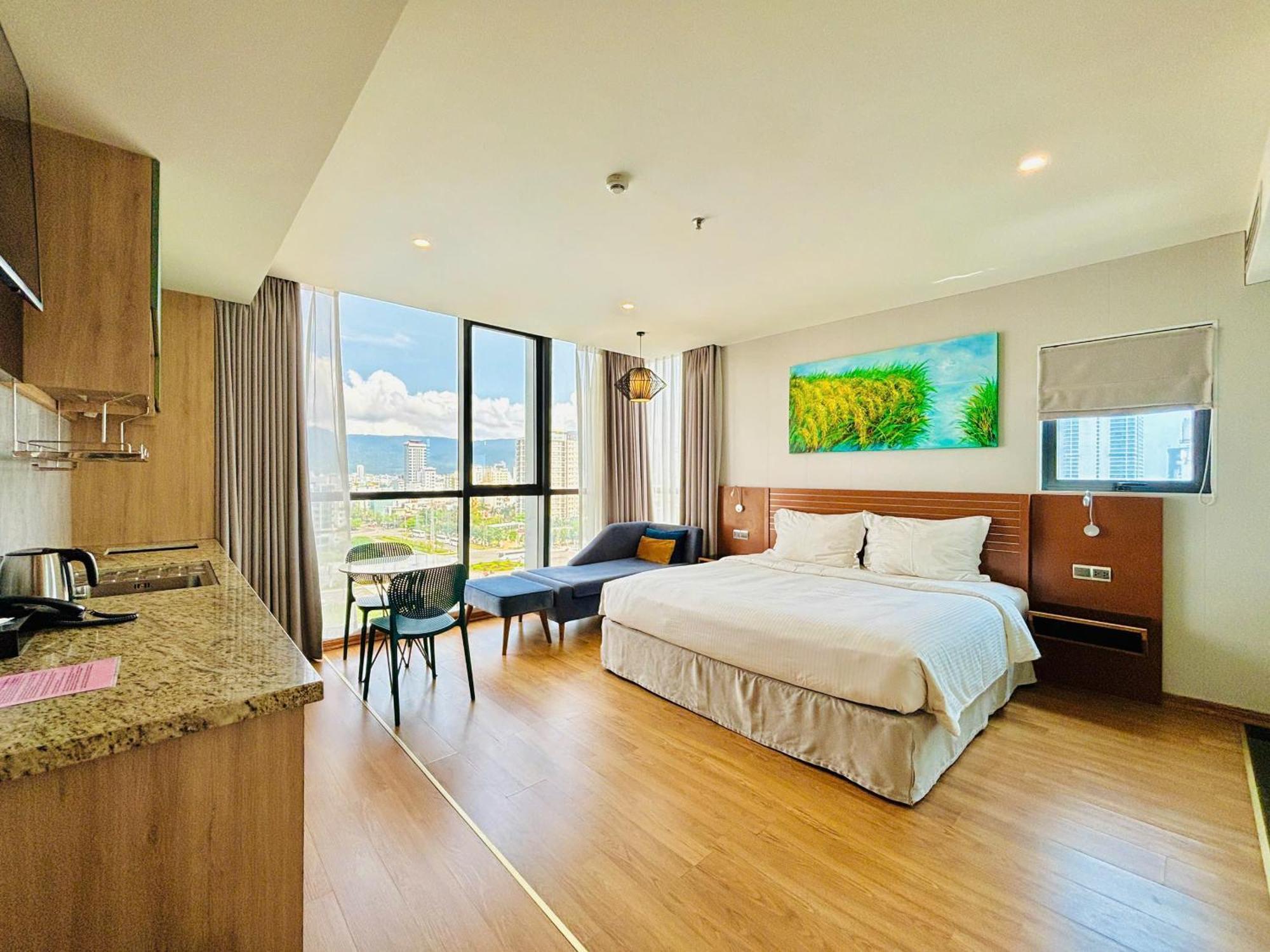 Nam Hotel & Residences Da Nang Bagian luar foto
