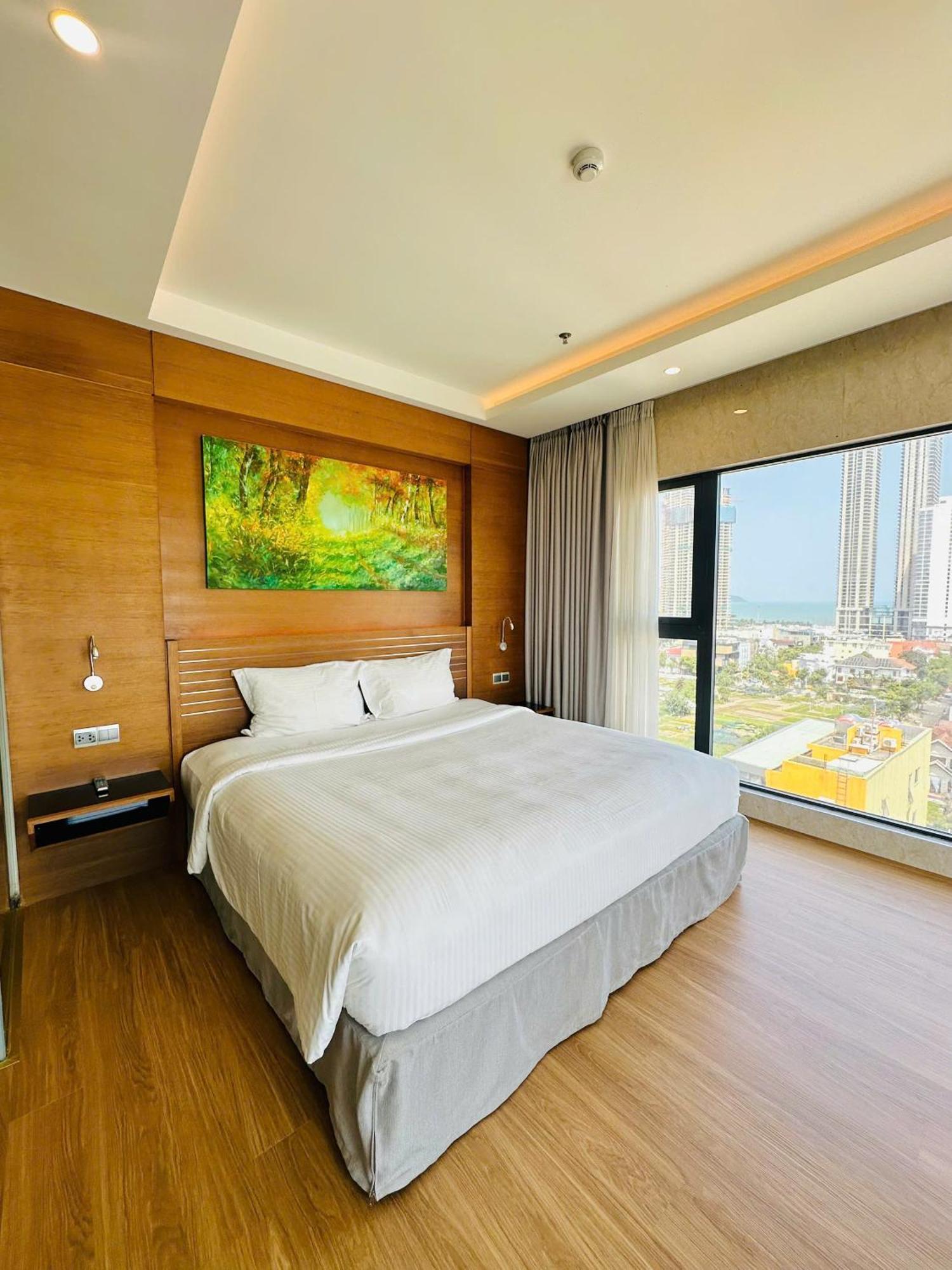 Nam Hotel & Residences Da Nang Bagian luar foto
